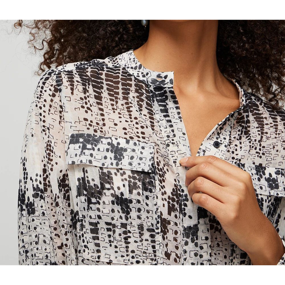 NWT White House Black Market Long Sleeve Soft Shirt Abstract Reptile WHBM Small - Picture 4 of 16